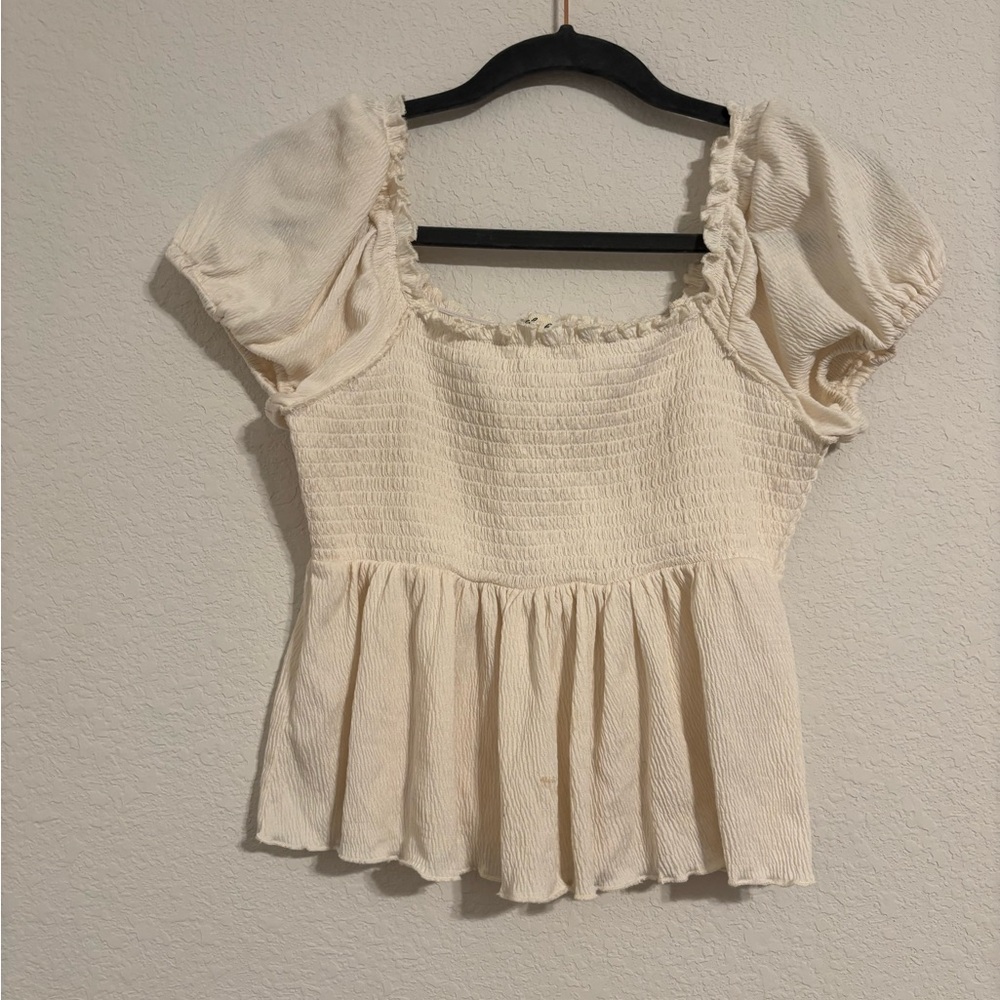 Derek Heart Cream Puff Sleeve Smocked Blouse